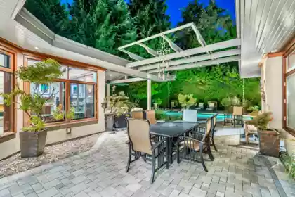Outdoor Kitchen Photo of 389 Moyne Drive, West Vancouver, BC