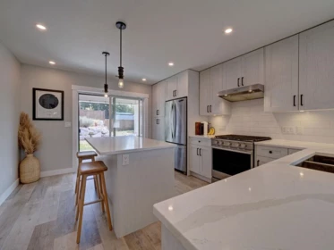 Guest Bathroom Photo of 6078 Kingbird Avenue, Sechelt, BC