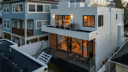 Front Yard Photo of 3679 Pandora Street, Vancouver, BC