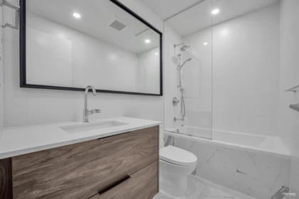 Guest Bathroom Photo of 1205 4711 Hazel Street, Burnaby, BC