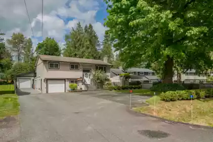 25035 10 Avenue, Langley, BC