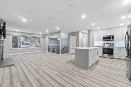 21101 119 Avenue, Maple Ridge, BC