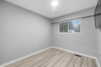 Laundry Room Photo of 21101 119 Avenue, Maple Ridge, BC