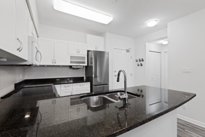 403 16068 83 Avenue, Surrey, BC, Surrey — Apartment/Condo for sale