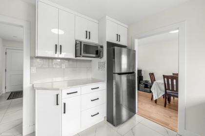 Breakfast Nook Photo of 9360 Pinewell Crescent, Richmond, BC