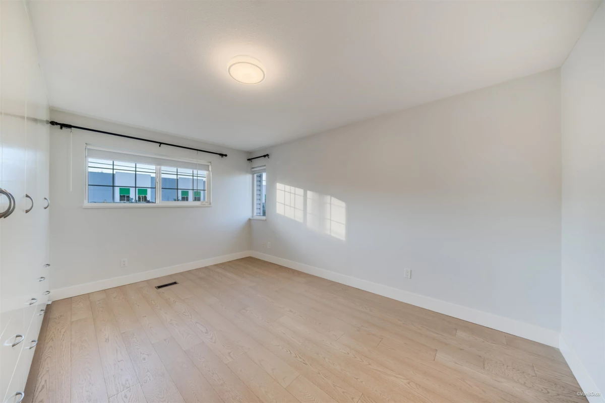 Garage Interior Photo of 3464 196 Street, Langley, BC