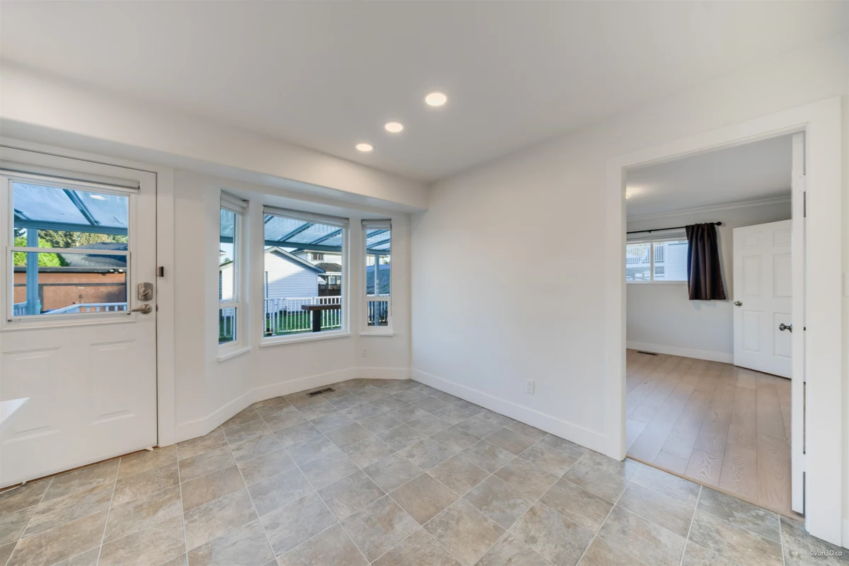 Laundry Room Photo of 3464 196 Street, Langley, BC