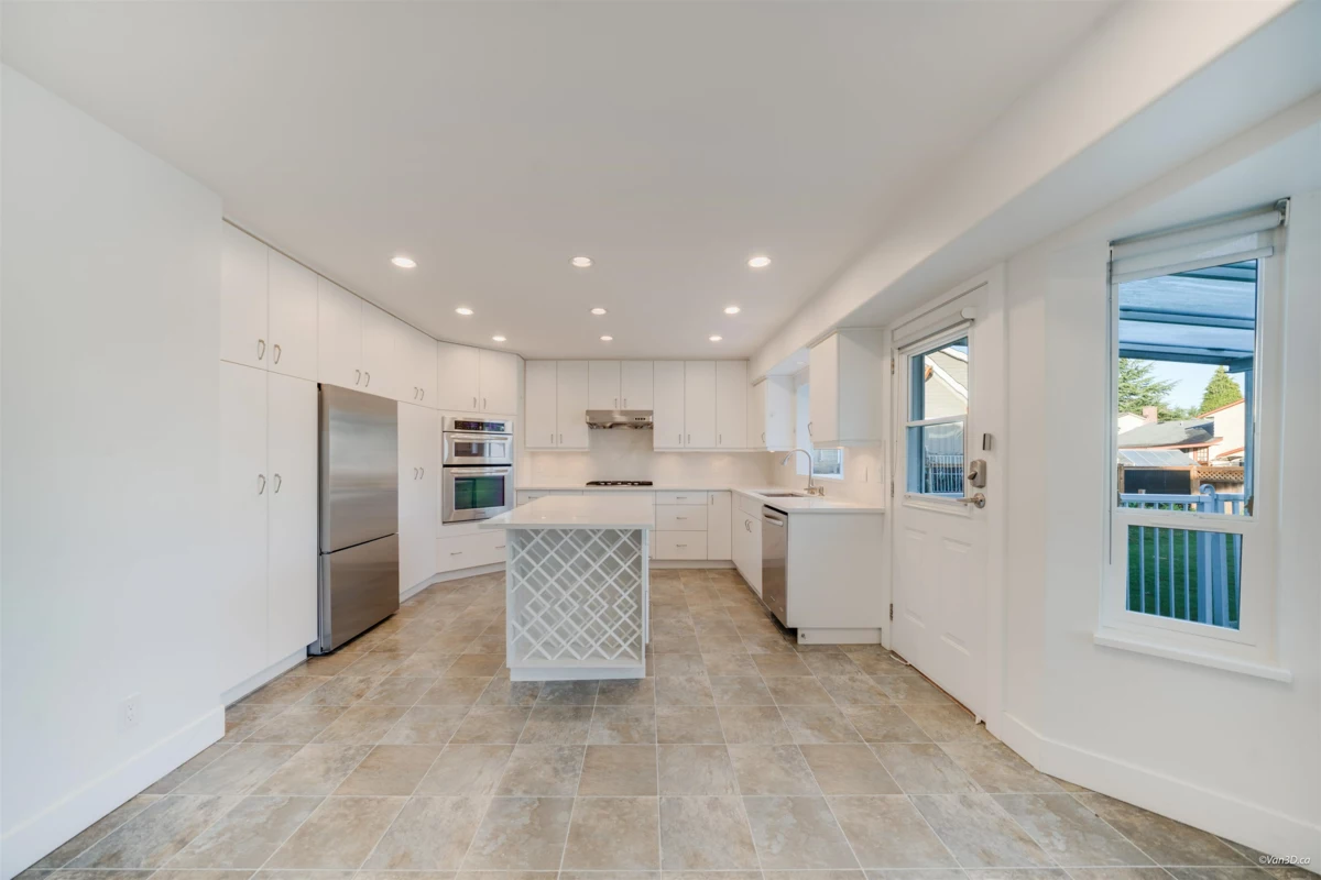 Powder Room Photo of 3464 196 Street, Langley, BC