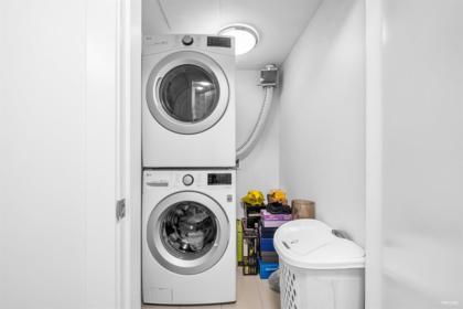 Office / Den Photo of 509 6733 Buswell Street, Richmond, BC