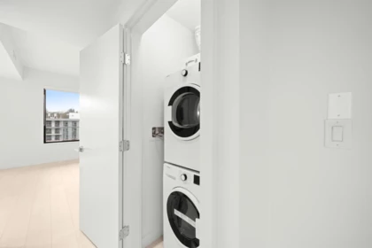 Mudroom Photo of 603 4928 Quebec Street, Vancouver, BC