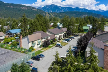 15 1470 Laurel Street, Pemberton, BC, Pemberton — Townhouse for sale