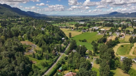 Outdoor Patio Photo of 42205 Majuba Hill Road, Chilliwack, BC