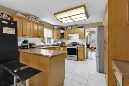 Powder Room Photo of 6122 168 Street, Surrey, BC