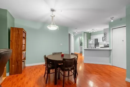 Kitchen Photo of 505 1032 Queens Avenue, New Westminster, BC