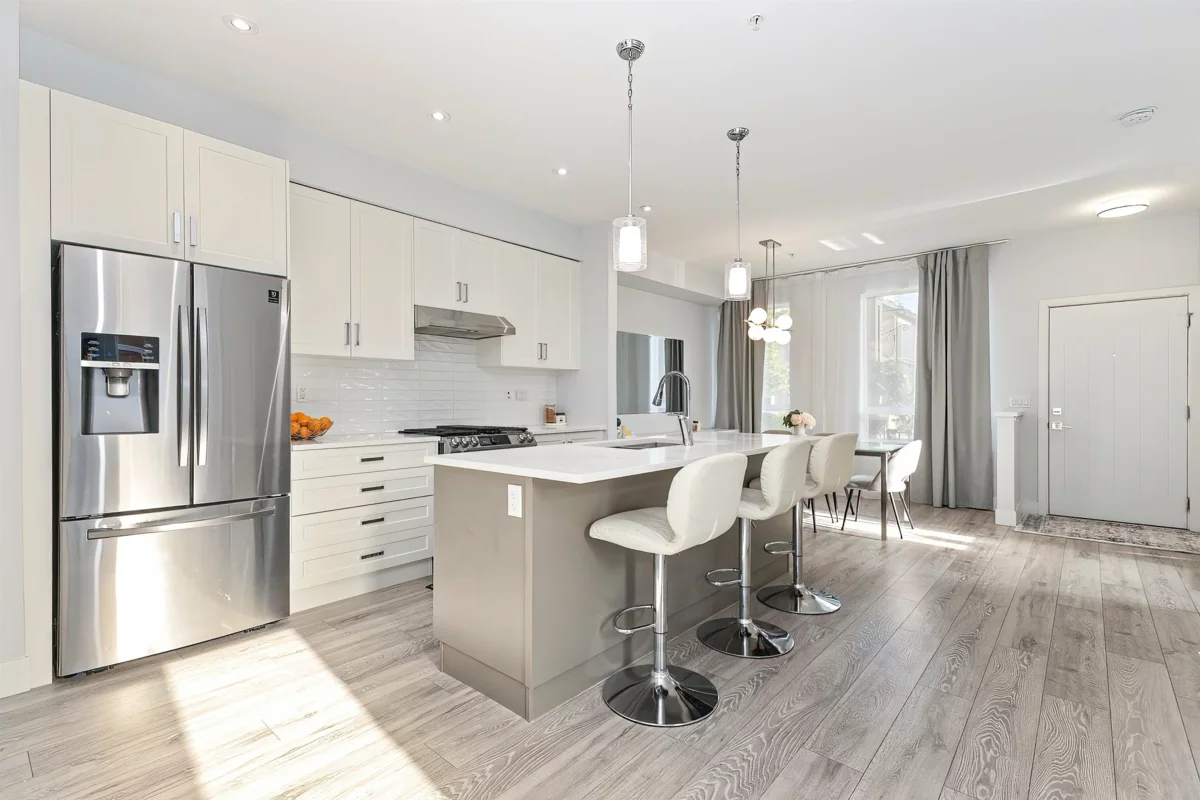 Breakfast Nook Photo of 20425 78 Avenue, Langley, BC