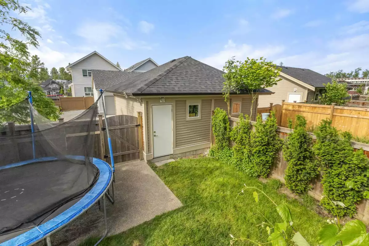 Outdoor Kitchen Photo of 20425 78 Avenue, Langley, BC