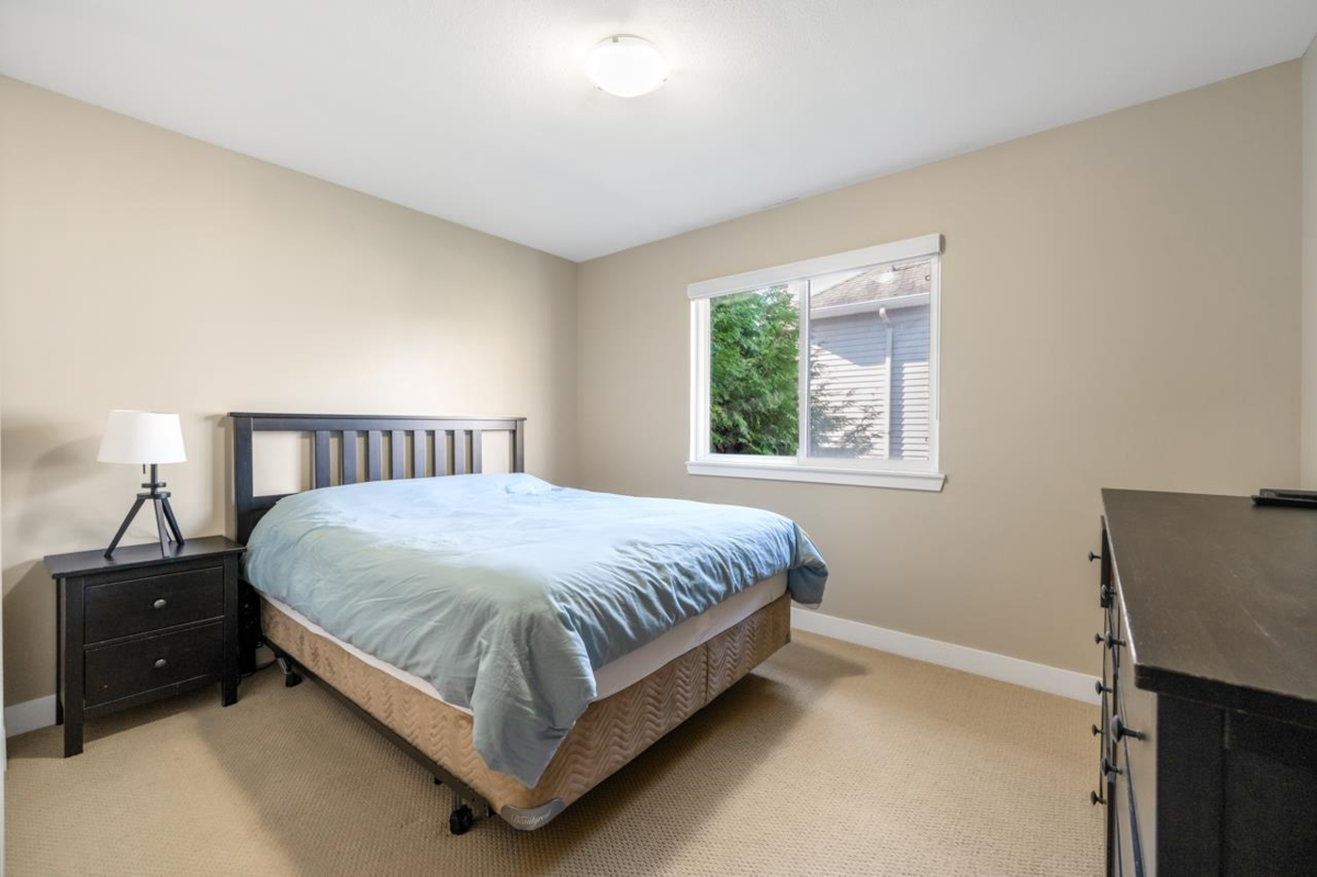 Basement Recreation Room Photo of 6143 150b Street, Surrey, BC