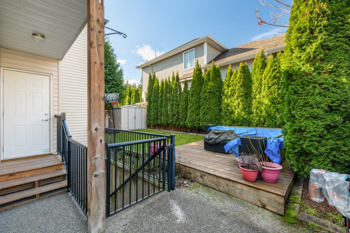 Mudroom Photo of 6143 150b Street, Surrey, BC