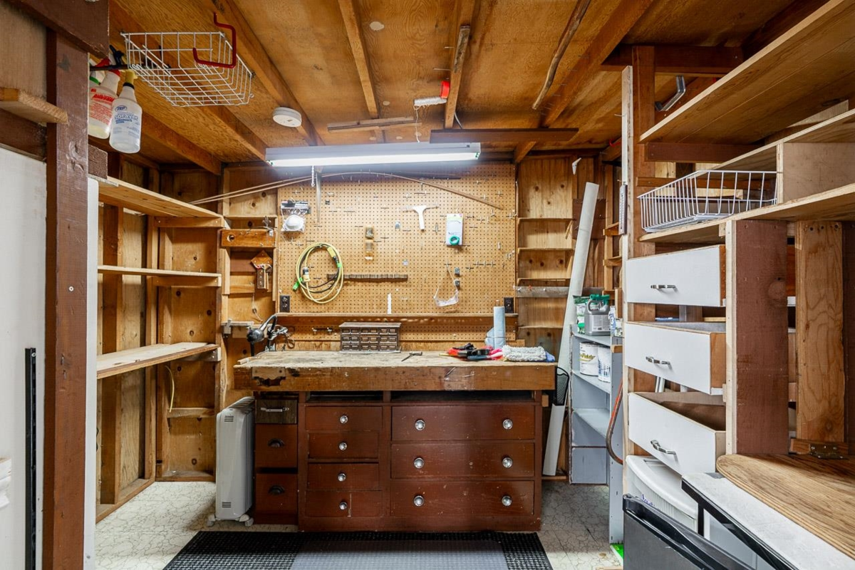 Backyard Photo of 100 15875 20th Avenue, Surrey, BC