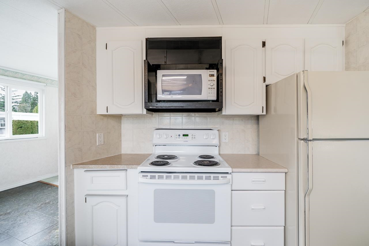 Bedroom 2 Photo of 100 15875 20th Avenue, Surrey, BC