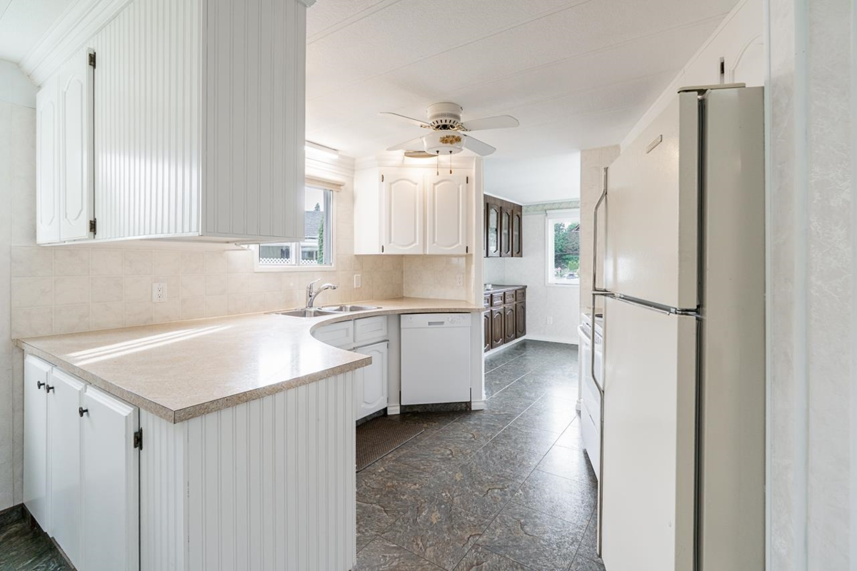 Bedroom 3 Photo of 100 15875 20th Avenue, Surrey, BC