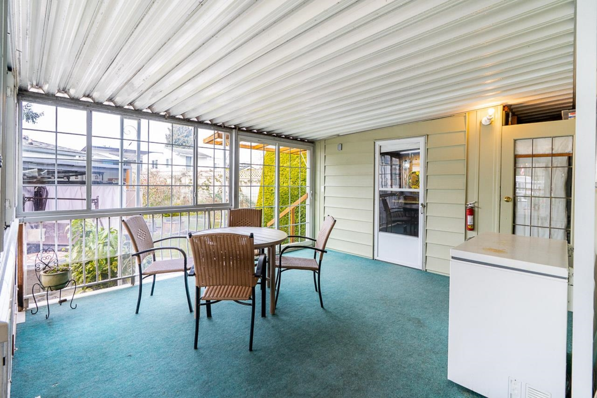 Outdoor Patio Photo of 100 15875 20th Avenue, Surrey, BC