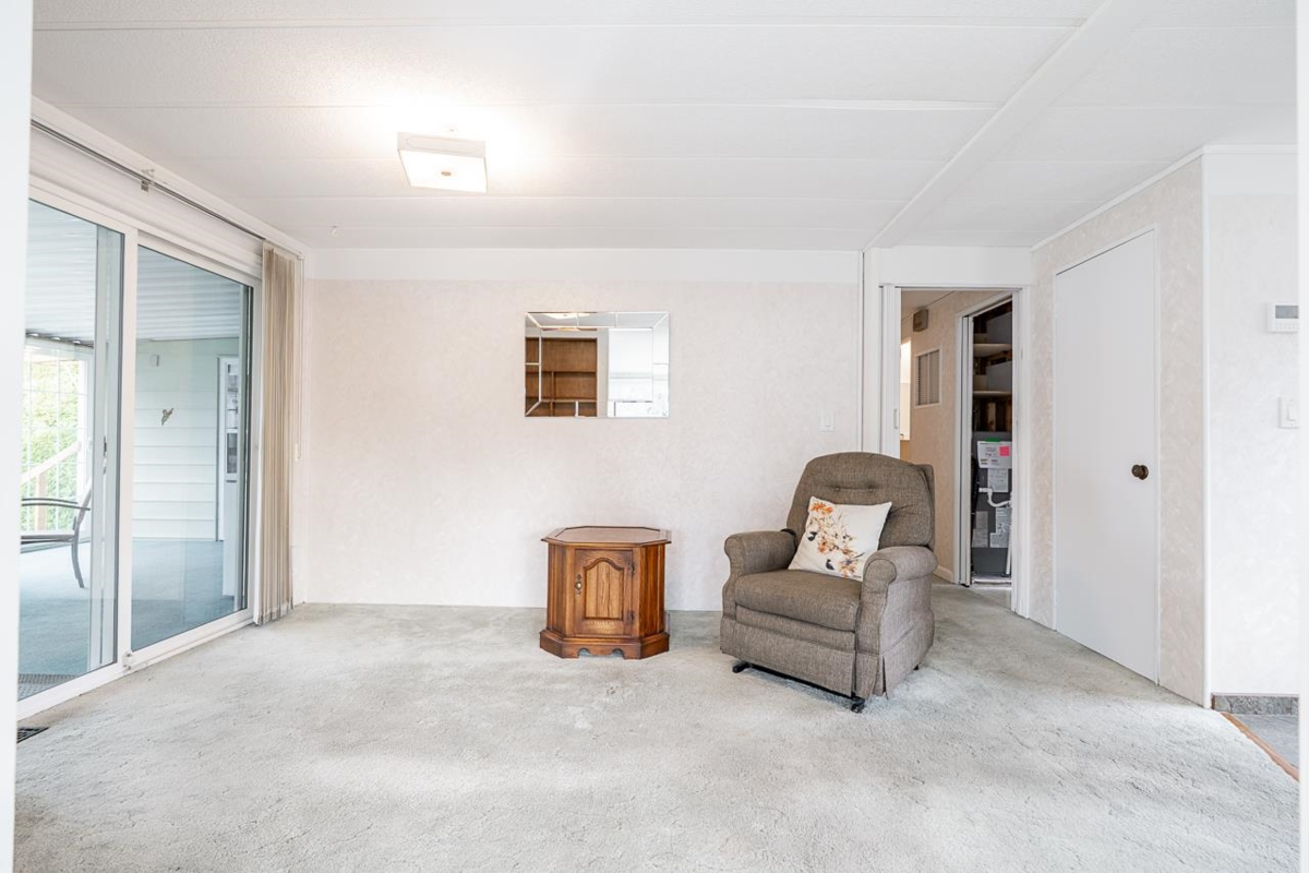 Powder Room Photo of 100 15875 20th Avenue, Surrey, BC