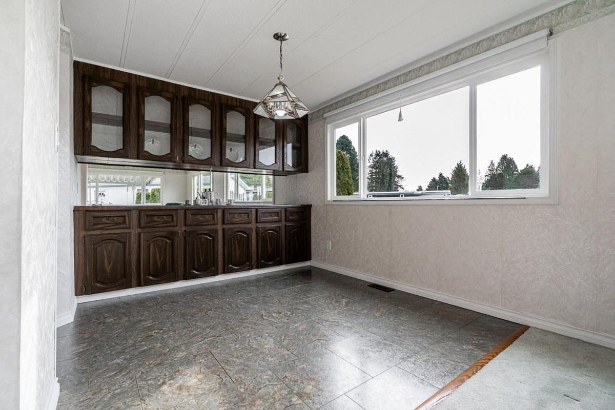 Primary Bedroom Photo of 100 15875 20th Avenue, Surrey, BC