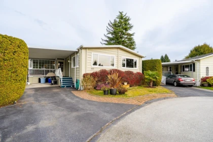 Family Room Photo of 100 15875 20th Avenue, Surrey, BC
