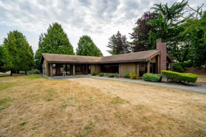 Hot Tub / Spa Photo of 100 15875 20th Avenue, Surrey, BC