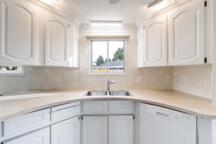 Walk-In Closet Photo of 100 15875 20th Avenue, Surrey, BC