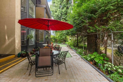 Aerial View of 204 1458 Blackwood Street, White Rock, BC
