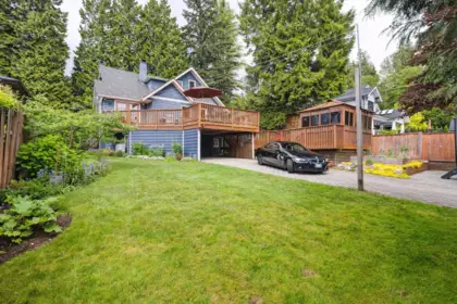 Garden / Landscaping Photo of 349 E 24th Street, North Vancouver, BC