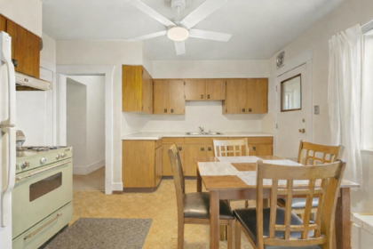 Breakfast Nook Photo of 1311 Kamloops Street, Vancouver, BC