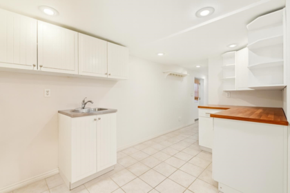 Office / Den Photo of 1311 Kamloops Street, Vancouver, BC
