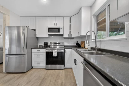 Breakfast Nook Photo of 32534 14 Avenue, Mission, BC