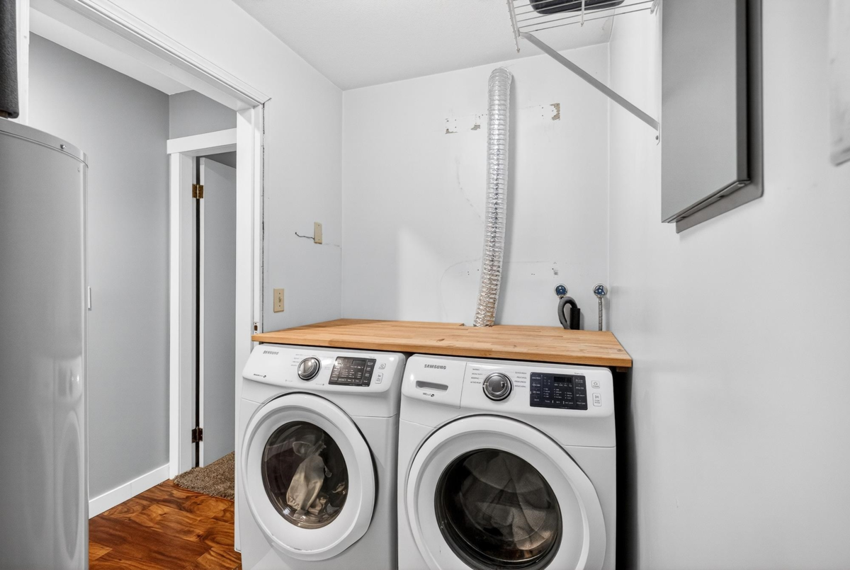 Outdoor Patio Photo of 201 10720 138 Street, Surrey, BC