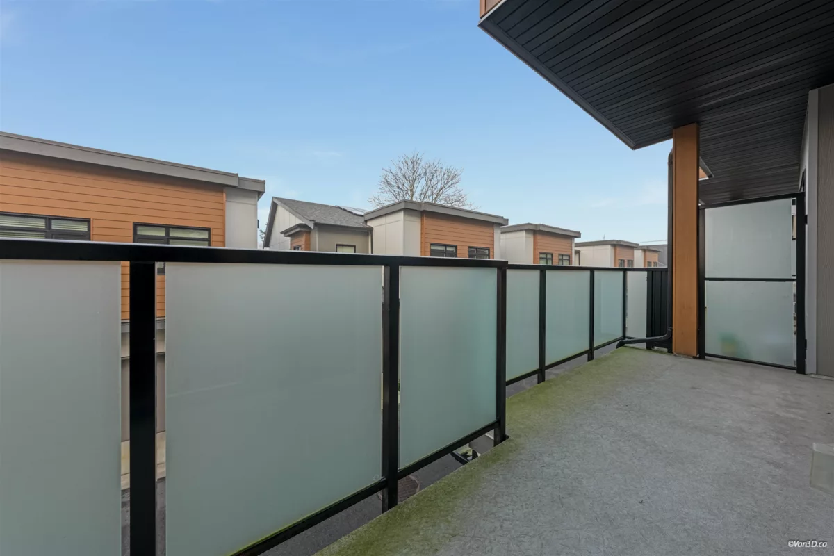 Loft / Bonus Room Photo of 3 5651 Steveston Highway, Richmond, BC