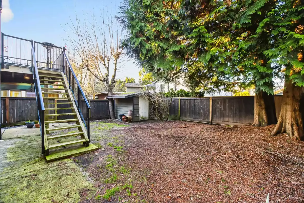 Backyard Photo of 3237 Mayne Crescent, Coquitlam, BC