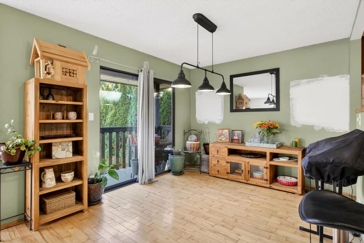 Kitchen Photo of 3237 Mayne Crescent, Coquitlam, BC