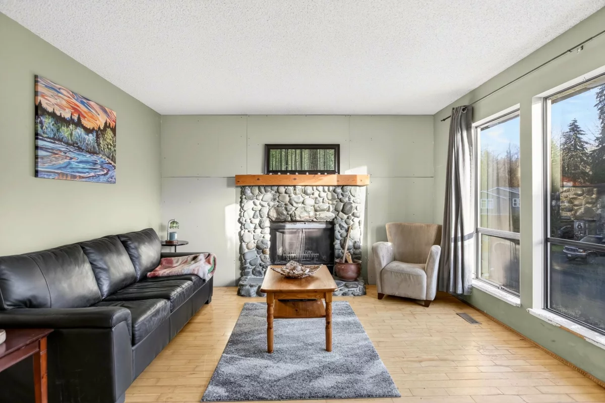 Living Room Photo of 3237 Mayne Crescent, Coquitlam, BC