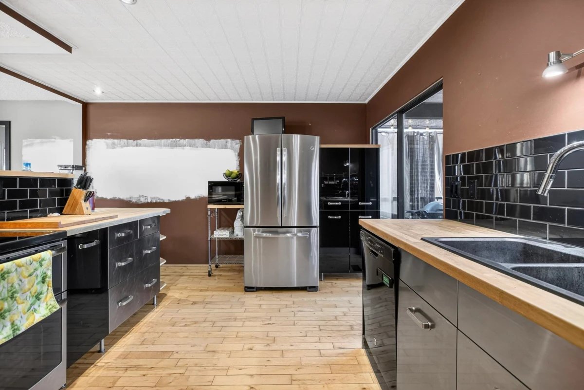 Primary Bathroom Photo of 3237 Mayne Crescent, Coquitlam, BC