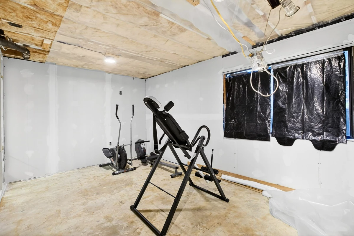 Staircase Photo of 3237 Mayne Crescent, Coquitlam, BC