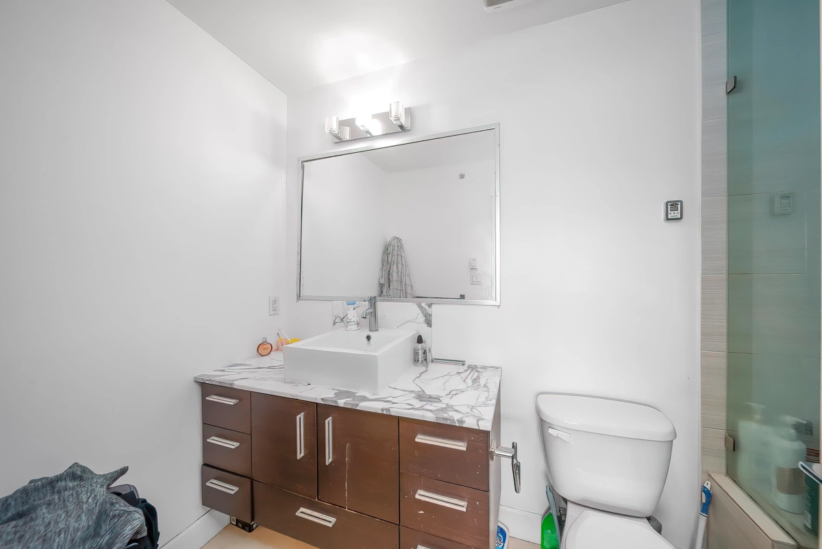 Hot Tub / Spa Photo of 2 6611 Eckersley Road, Richmond, BC