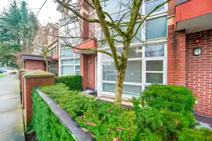 2 6611 Eckersley Road, Richmond, BC, Richmond — Townhouse for sale
