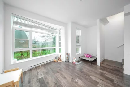 Outdoor Deck Photo of 2 6611 Eckersley Road, Richmond, BC