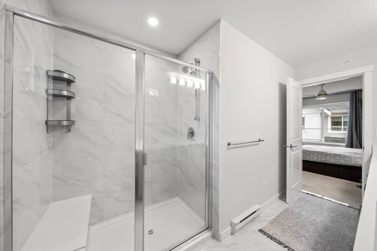 Primary Bathroom Photo of 44 8335 Nelson Street, Mission, BC