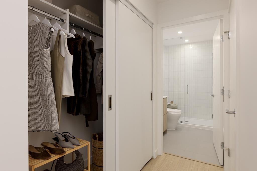 Office / Den Photo of 210 2450 Garden Drive, Vancouver, BC