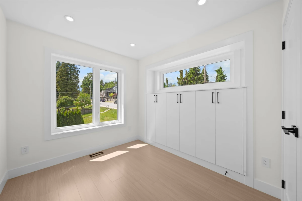 Bedroom 4 Photo of 1 314 Nelson Street, Coquitlam, BC