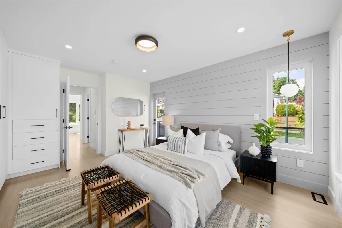 Entry Foyer Photo of 1 314 Nelson Street, Coquitlam, BC